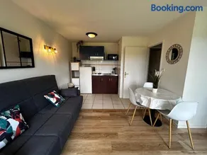 Appartement T2 avec Wi-Fi et piscine à 200m des Thermes - Image 1