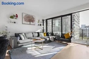 Spacious modern 2BR apartment at Central OSLO BARCODE - Image 1