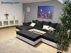 Sky Night Loft - Image 2