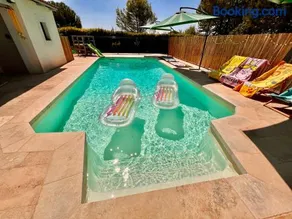 Anse Coco Luberon - Au calme, gite en Provence avec piscine partagée et parking - Image 1