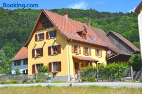 Gîte du Grand Pré, Alsace, Appartement calme 1 chambre, pour 2 personnes, avec vue sur montagne, randonnées, lacs, nature, vélo, près de Colmar, Riquewihr et Kaysersberg - Image 1