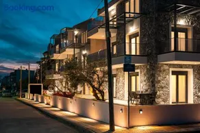 Hasi Suites One Bedroom - Image 4