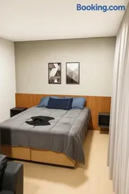 Studio 706 Premium no Centro de Chapecó com Sacada, Piscina, Academia e Vaga Garagem - Prédio Alto Padrão - Image 3