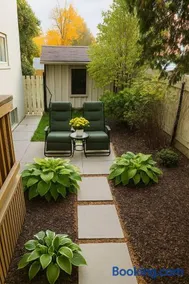 Cozy East Hill 2026 - Image 3