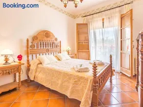 Villa in Priego with pool near Sierras Subbéticas - Image 5