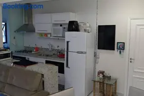 Apartamento dois dormitórios Praia das Pitangueiras - Image 3