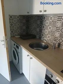 Studio pour 2 personnes tout équipé - Image 2