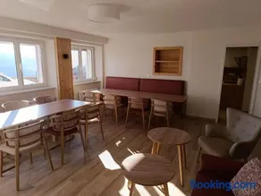 Grande maison, jusqu’à 14 personnes, calme entre forêt et montagne - Image 1