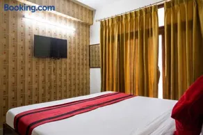 Astoria House - Image 2