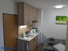 Útulné studio u Mariánského údolí v Brně - Líšni - Image 1