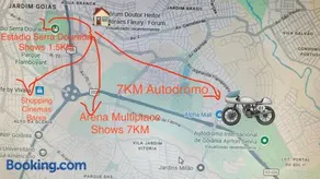 Sobrado para 10 pessoas, 7KM MotoGP - Image 2