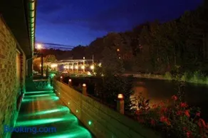 Hotel Val De La Cascade - Image 1