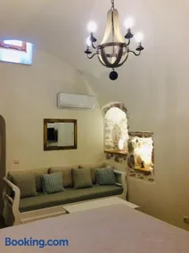 CHIOS MANTALENAS Apartments - Image 1
