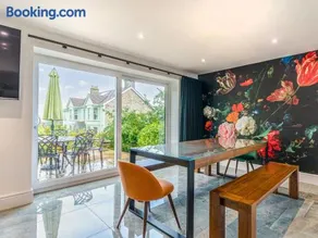 The Aviary-Uk44382 - Image 4