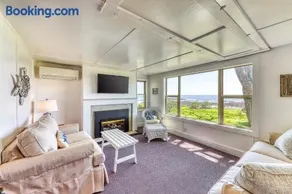 Sea Belle - Image 2