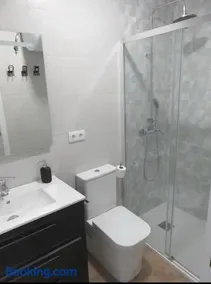 Afrodita. Magnifica casa con bañera de hidromasaje - Image 4