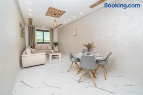Luxury Abraj YK 120m2 - Image 3