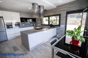 Catalunya Casas Modern Marvel,15 min to Costa Brava beaches! - Image 3
