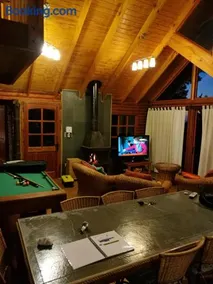 lodge con piscina privada, parcela de campo. - Image 1