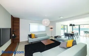 Luxury Dream House - Image 5