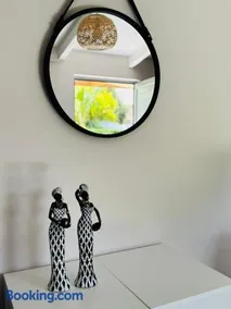 Green room - Image 3