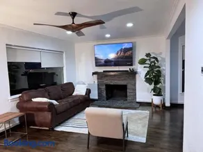 Simple Comforts Home - Midway Hollow North Dallas - Pets Welcome - Image 3