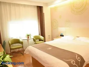 GreenTree Inn Baoding Gaobeidian Baigou Express Hotel - Image 1