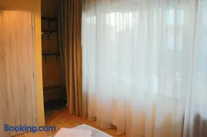 Urban House - Image 3