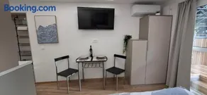 Studio Suha living - Image 4