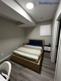 Entire 2 Ensuite Bedrooms in a Basement - Image 3
