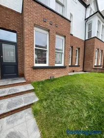 Margate Apartment by The Sea 5 minutes to beach and dreamland - Image 5