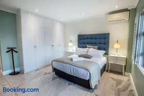 Stay at The Point - Palatial Private Penthouse - Image 2