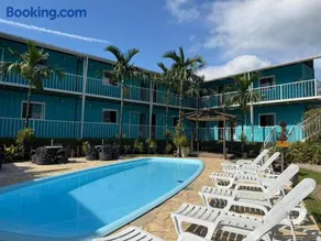 SR Beach Containers - Image 1