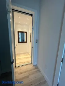 Private and Spacious 2BR Walkout Lower Level w Elevator near Metro and Tysons Corner - Image 2
