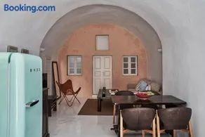 2 bedroom charming villa with outdoors jacuzzi - Image 4