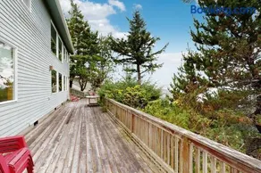 Cliffside Serenity - Image 3