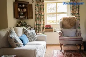 Orchard Cottage - Image 2