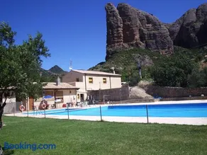 Casa Mallos de Agüero - Image 2