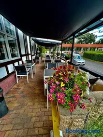 Bahnhofshotel Die Neue Bühne - Image 2