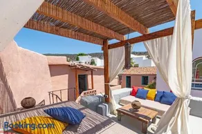 Coocoomos Casa Moroccan Style Villa - Image 1