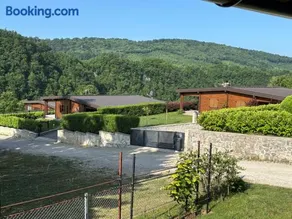 La Natura Holiday Home - Image 1