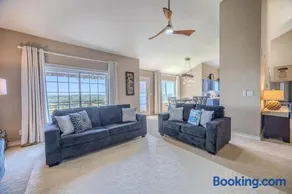 Expansive Views, Sleeps 9, Amazing Game Room, - Image 3