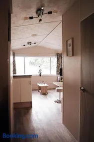 De Wilg Beerse, tiny house with meadow view, animals - Image 3