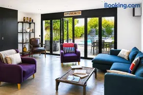House for 11 people with a pool in La Rochelle - Image 2