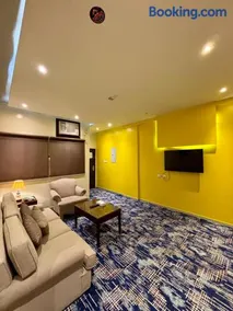 راحة للأجنحة الفندقية Raha hotel suites - Image 3
