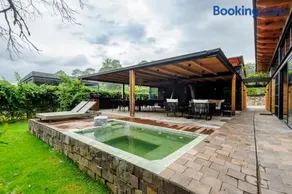 Rancho Olivos Mountain House with Private Hot Tub, Padel Court - Image 1