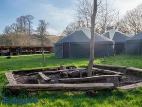 Private Yurt - Image 3