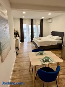 Guest House Stipe - Image 4
