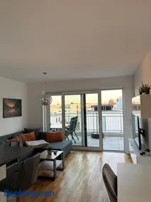Modernes Serviced Apartment - FeWo Penthouse View - Image 3