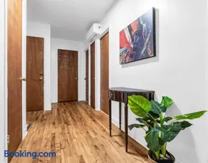 Cozy 3 Bedrooms Montreal - Image 3